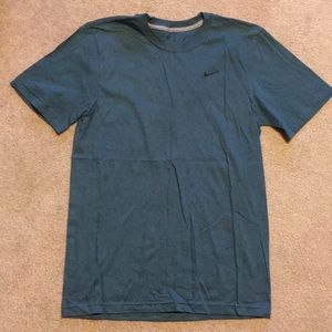 Nike t-shirt